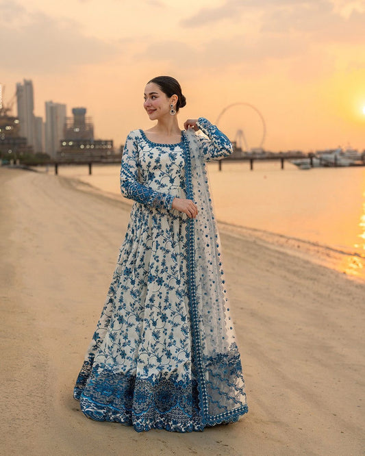 Faiza saqlain luxury articel