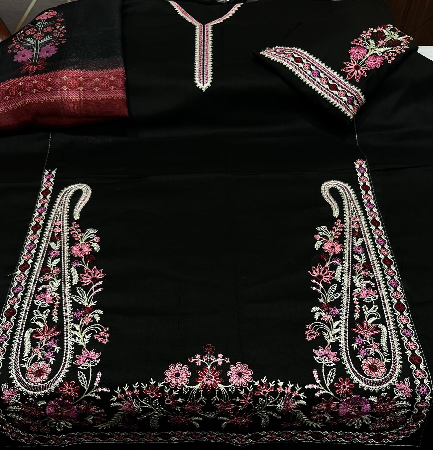 Baroque black heavy