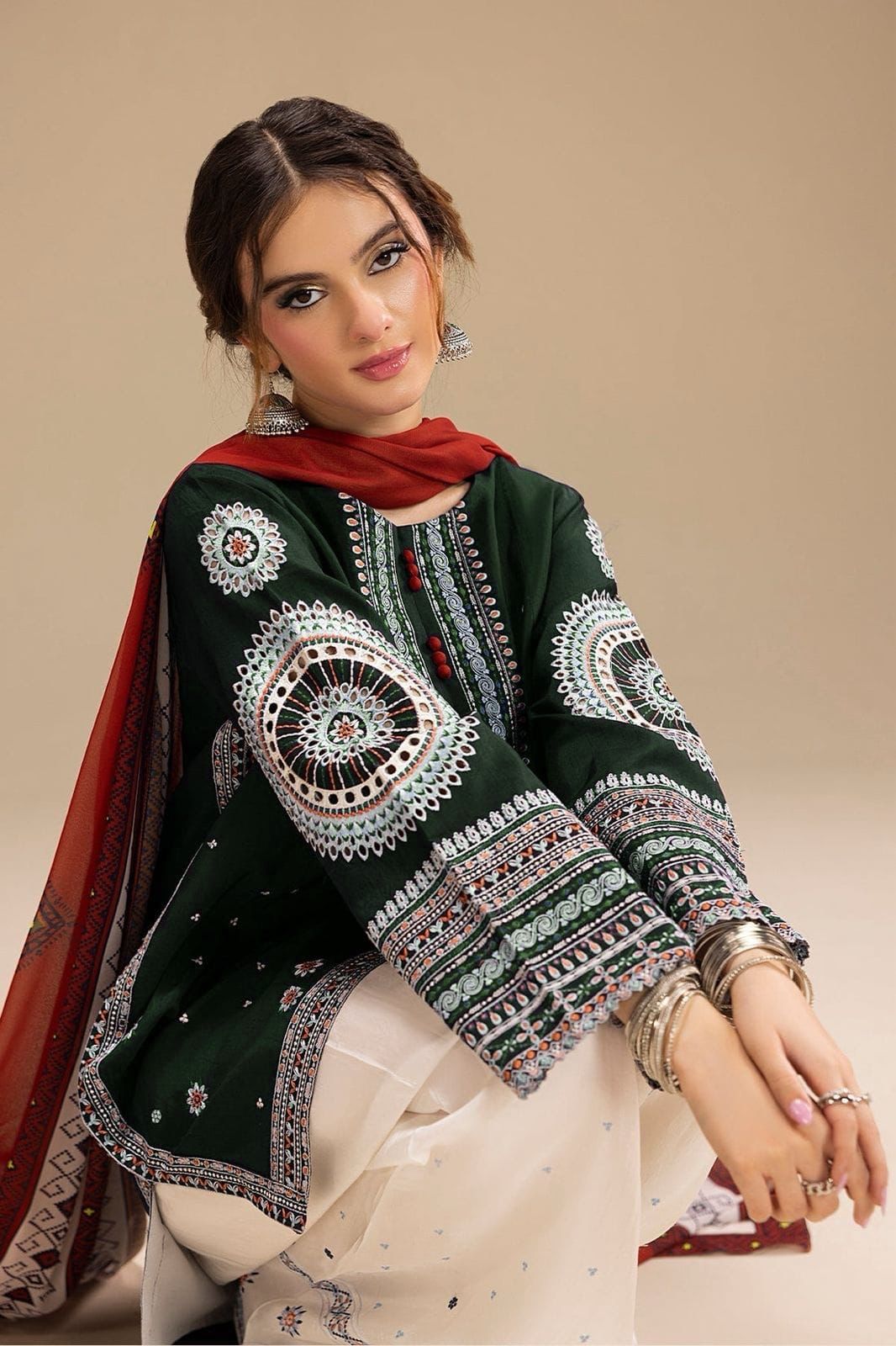 Lawn Embroidered 3Piece D-020