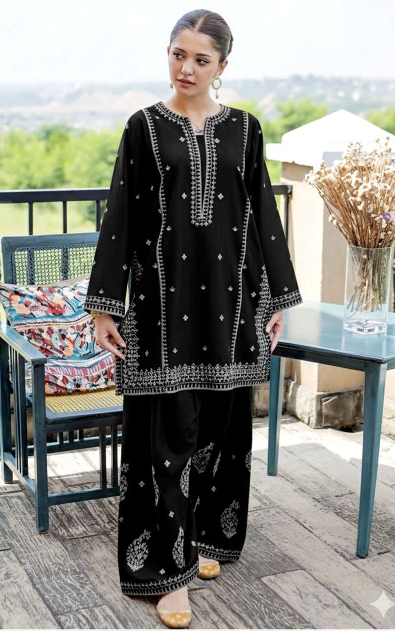 URGE Lawn Embroidered 2Piece D-001